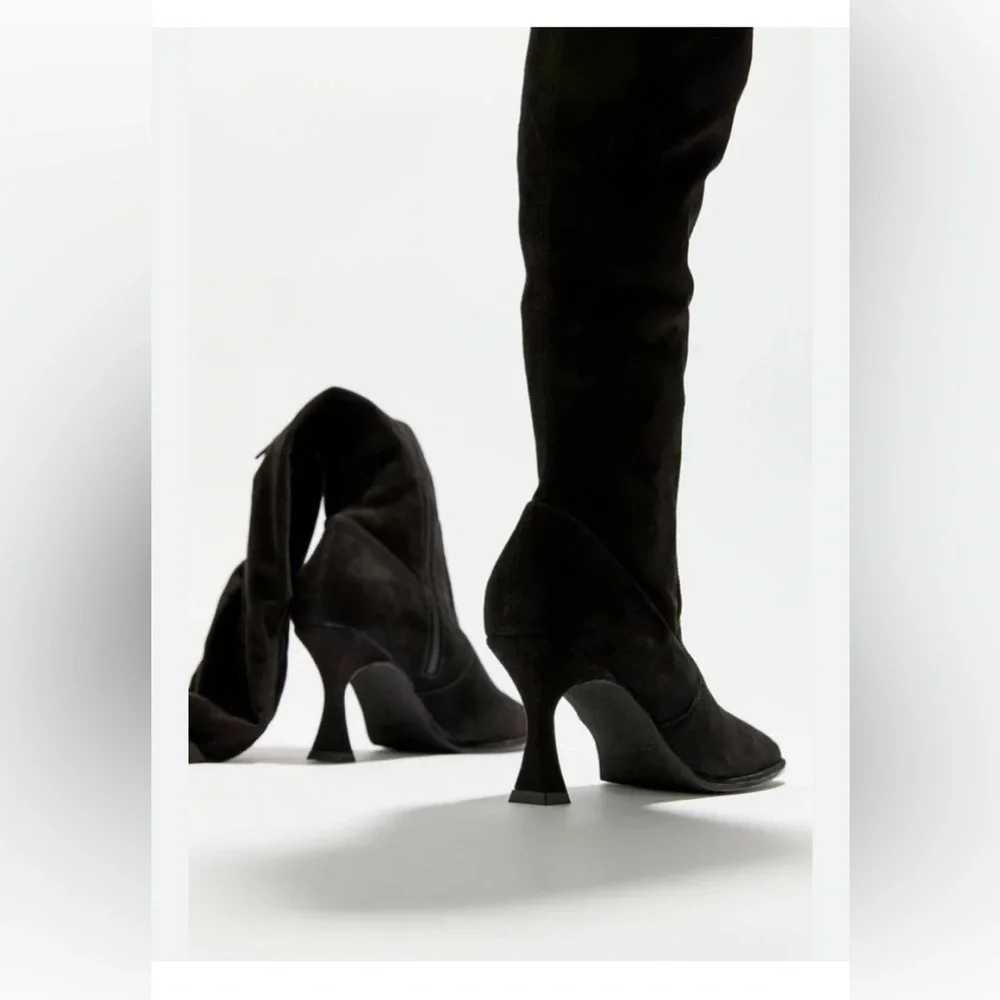 Suede Seychelles “You Or Me” tall boots. NWT, never worn, in original box. - Picture 6 of 12
